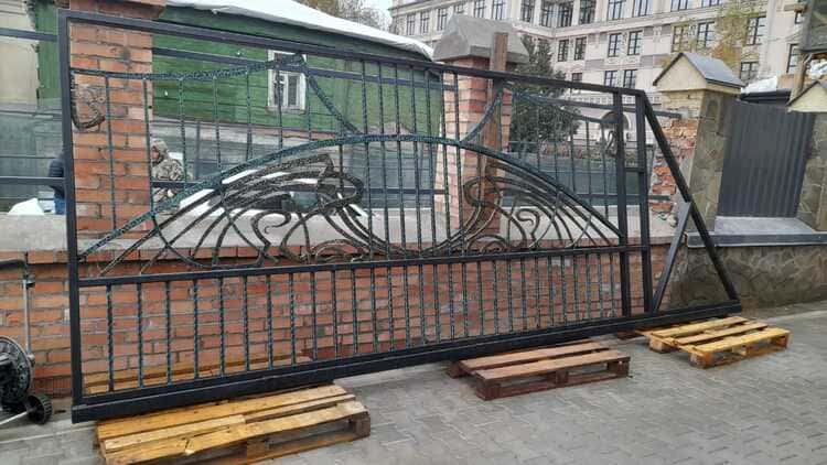 Секционные ворота Хотьково